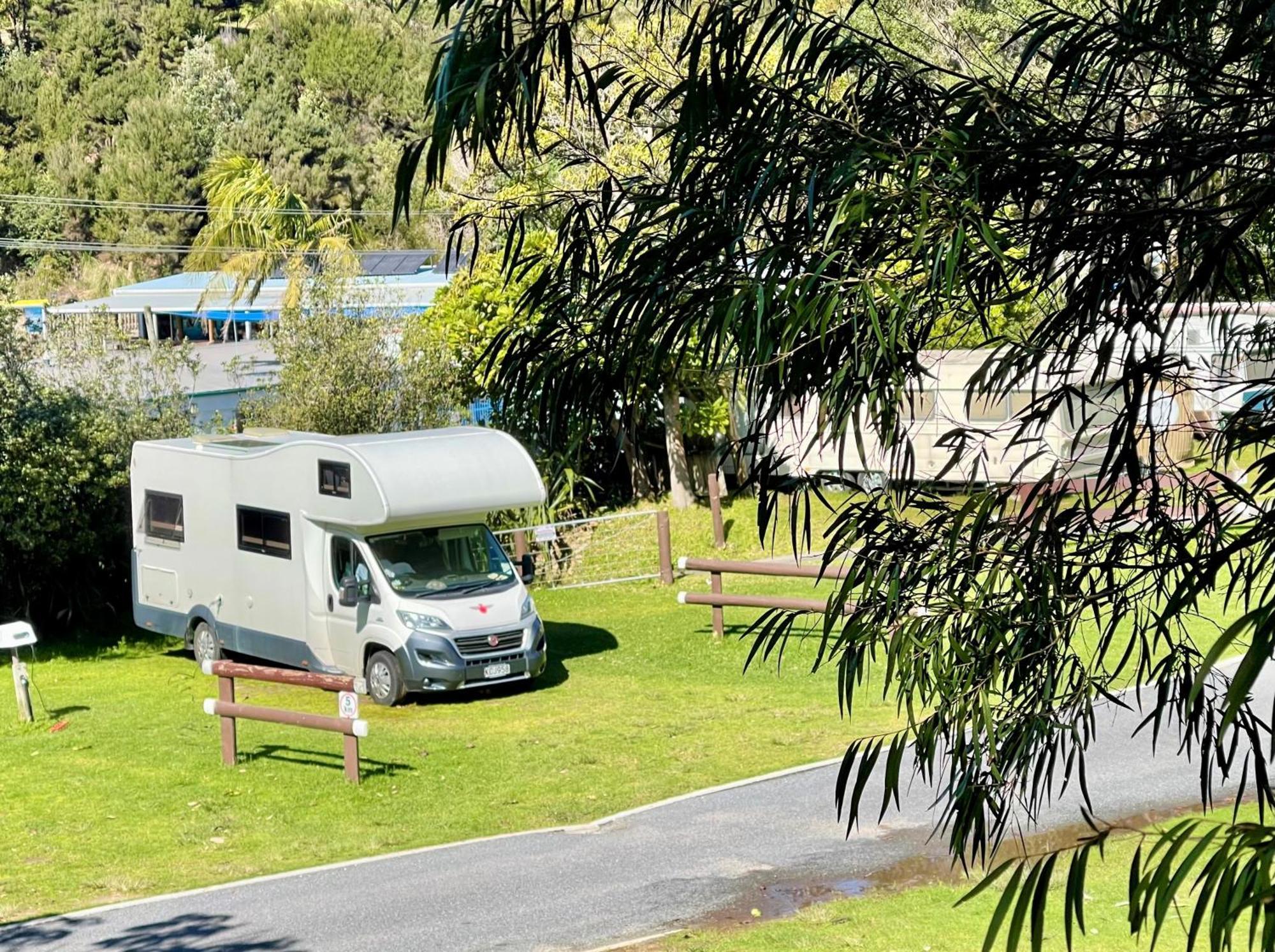 Pukenui Holiday Park Exterior photo